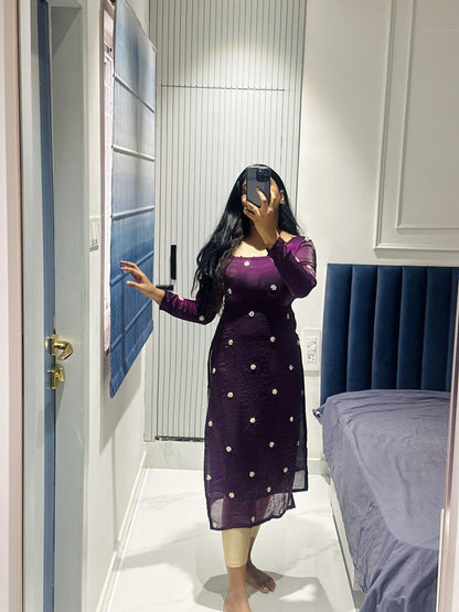 wine space silk butta kurti