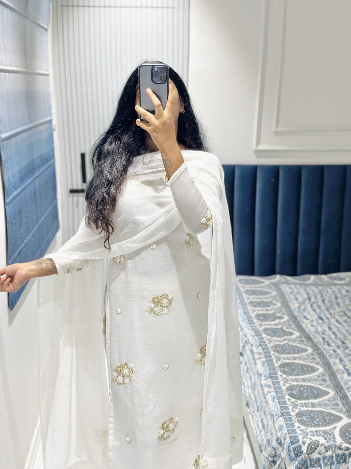 White butta embroidered kurti in Viscose Tissue – Kurta Set by Dharvi by Rachana