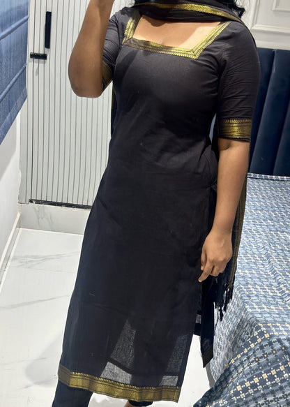 Black mangalagiri kurti set