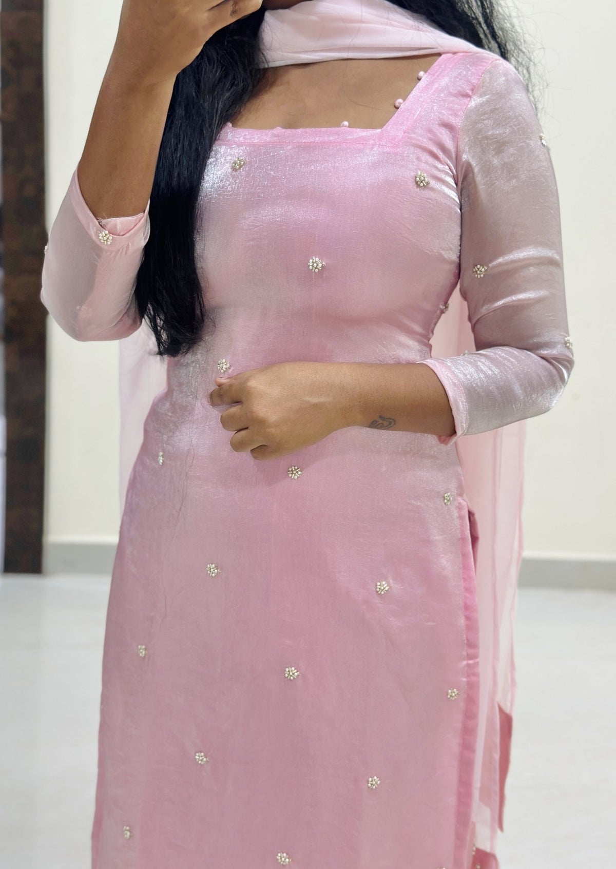 Blush pink butta embroidered kurti set in Space Silk – Kurta Set by Dharvi by Rachana (view 4)