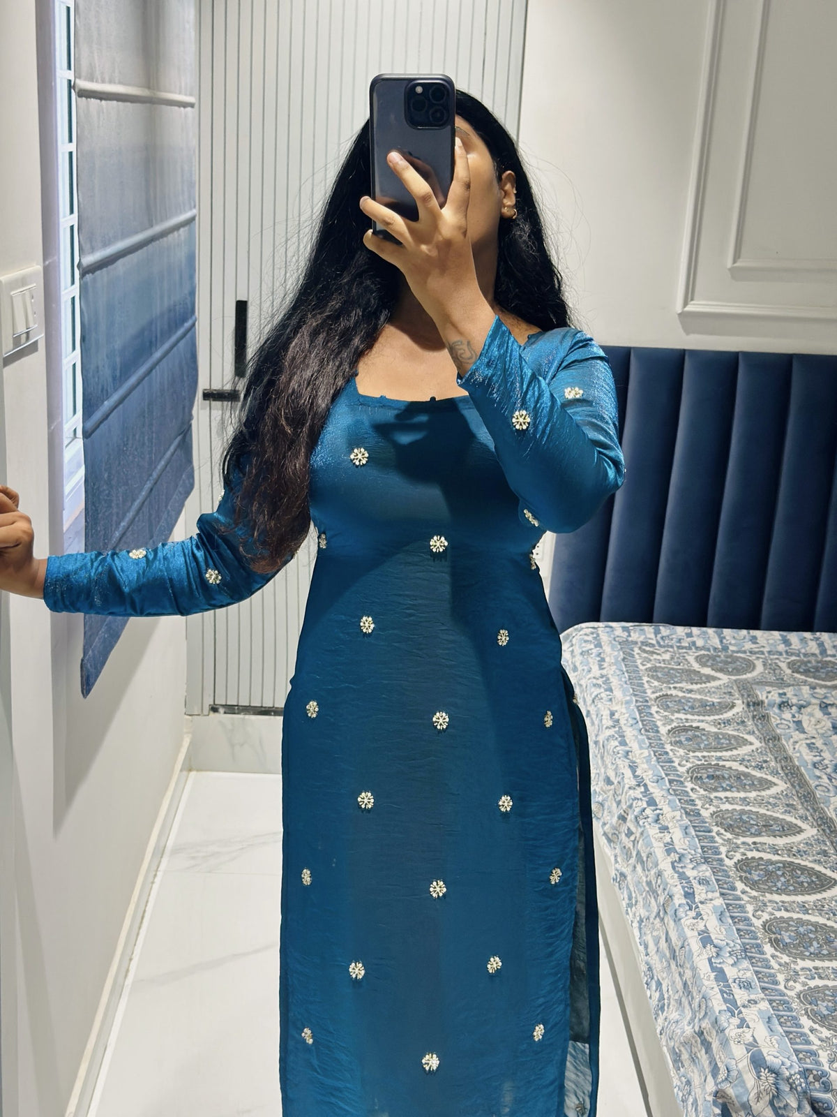 teal blue butta  embroidered kurti in Space Silk – Kurta Set by Dharvi by Rachana (view 5)