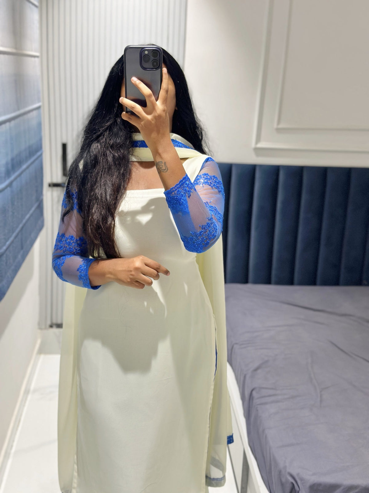 Off white georgette kurti set in Soft Georgette – Kurta Set by Dharvi by Rachana