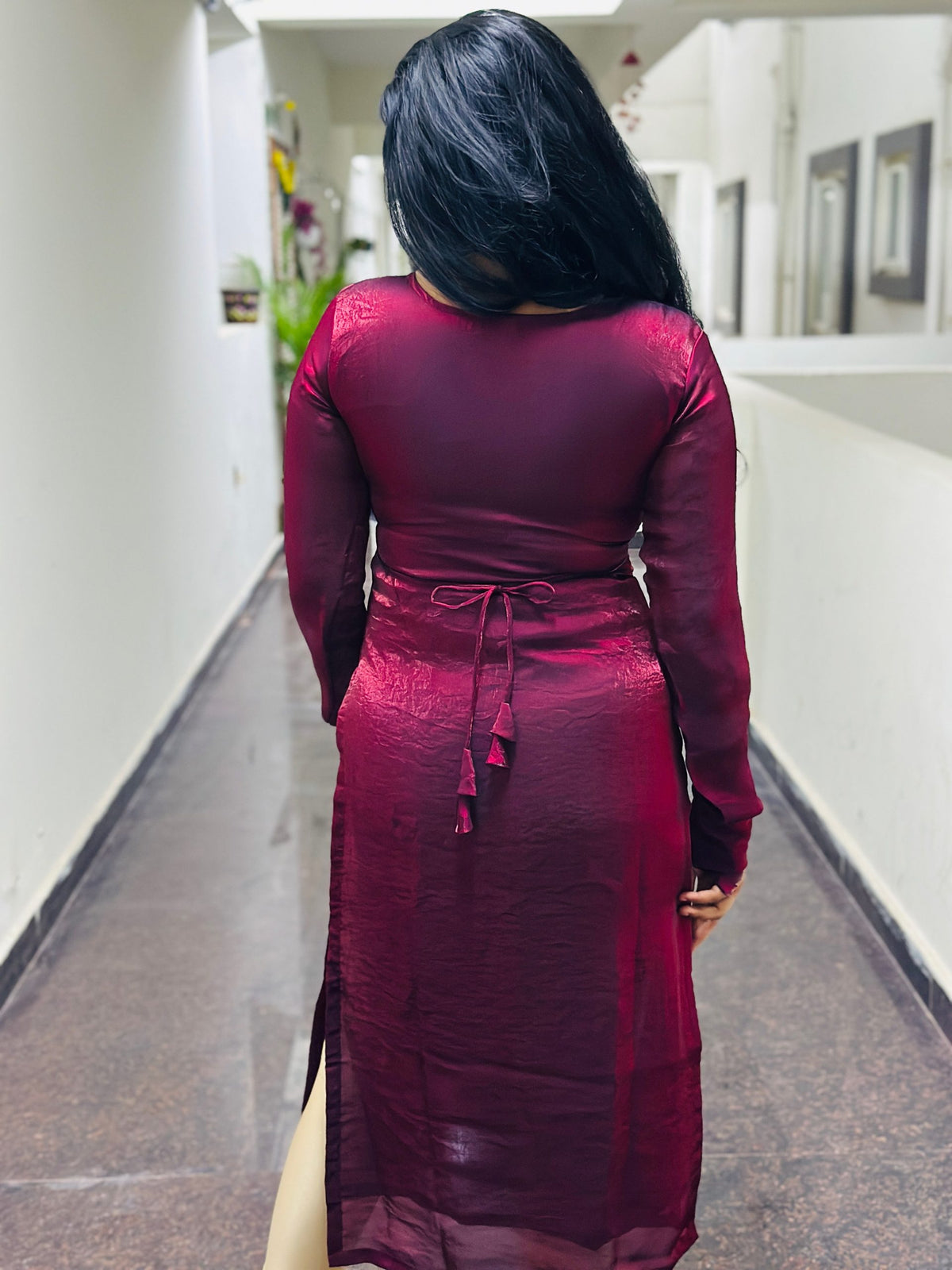 Dark maroon space silk kurta in Space Silk – Kurta Set by Dharvi by Rachana