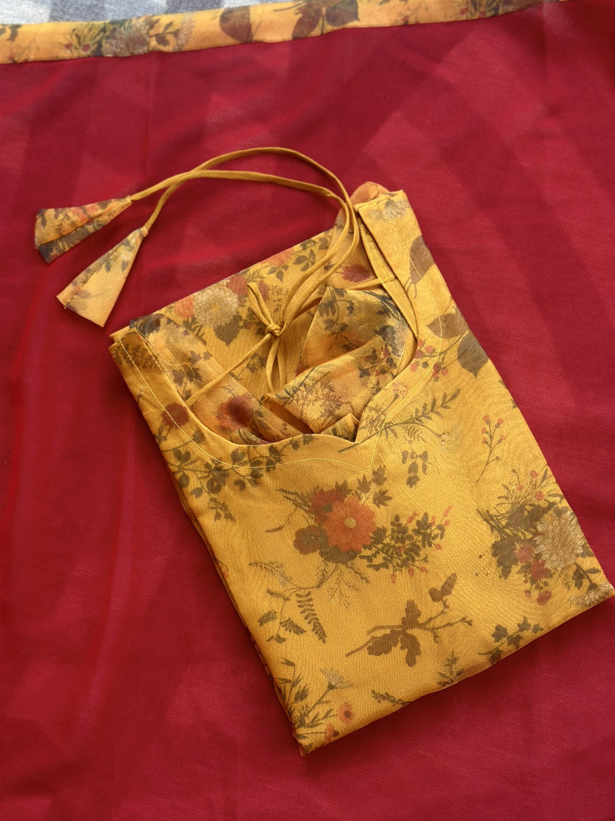 Yellow floral organza set in Organza – Kurta Set by Dharvi by Rachana