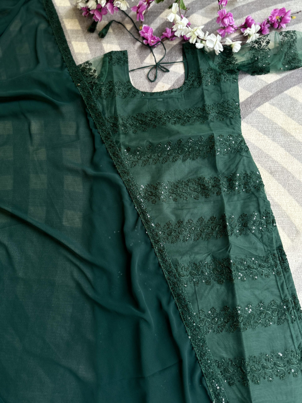 Dark green sequins embroidered kurta in Georgette Net – Kurta Set by Dharvi by Rachana