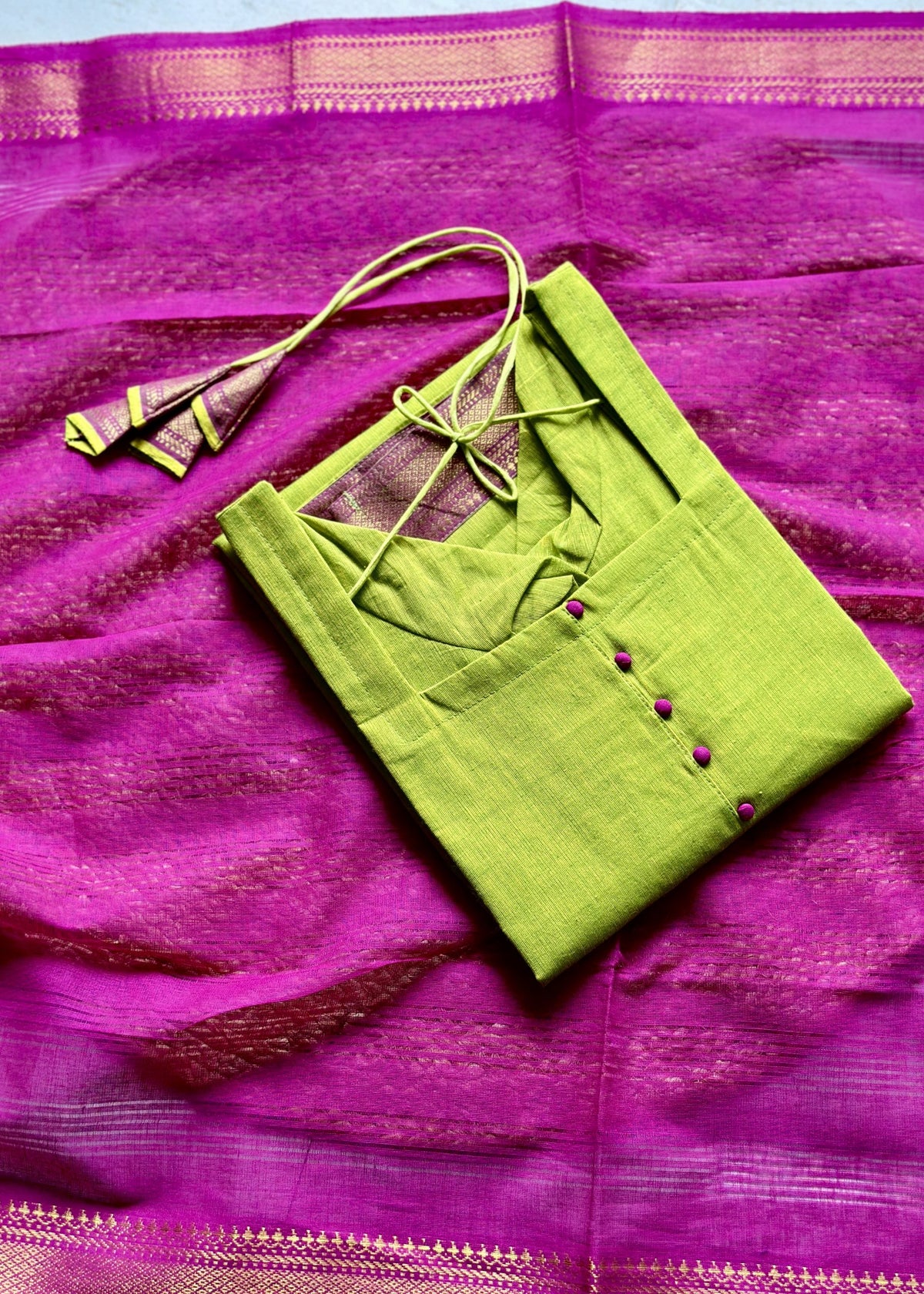 Lime green & magenta mangalagiri cotton suit set in Cotton – Kurta Set by Dharvi by Rachana (view 7)