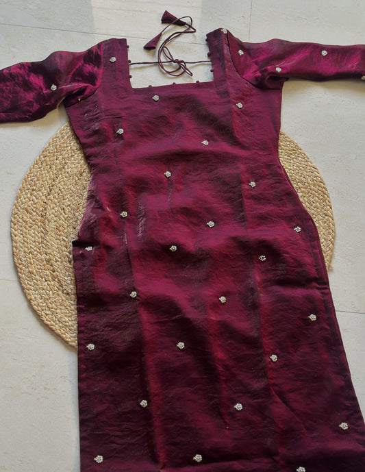 Wine butta embroidered kurti in Space Silk – Kurta Set by Dharvi by Rachana (view 2)